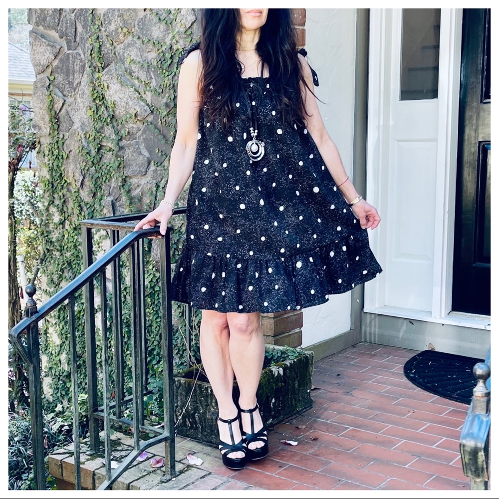 Boho Chic flowy black floral print dress - Picture 2 of 7